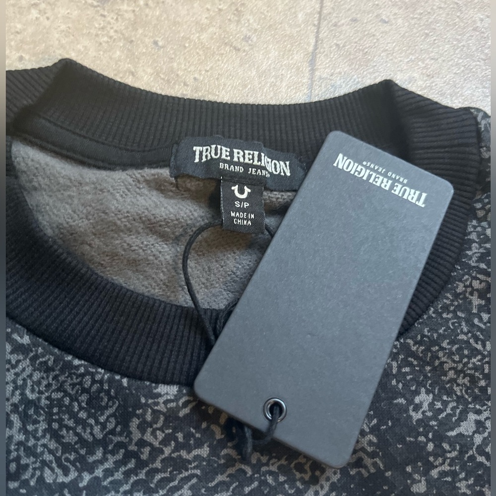 True Religion Matching Set - Picture 2 of 2